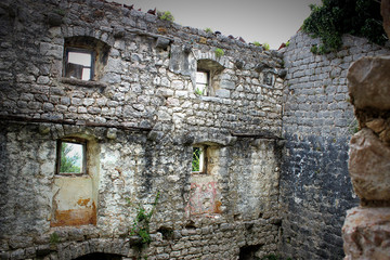 ruin