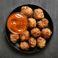 Homemade meatballs with tomato sauce