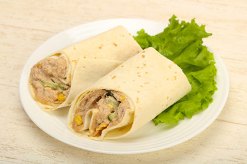 Tuna bread roll