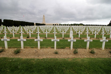 Fototapeta na wymiar Verdun - Ossuaire de Douaumont