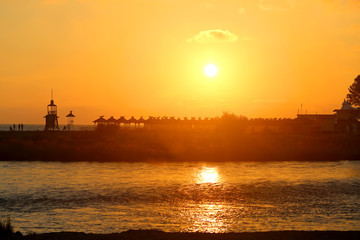 Fototapeta premium Gorgeous landscape photos of a sunset at sea