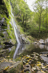 Obraz na płótnie Canvas A Semieira de Vilagocende, waterfall located in A Fonsagrada (Lugo, Spain).