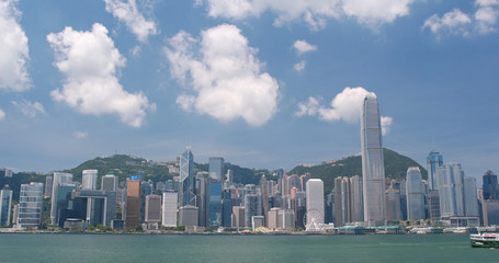 Obraz premium Hong Kong urban city skyline in sunny day