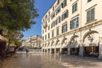 Fototapeta na wymiar Venetian architecture on Kapodistriou street