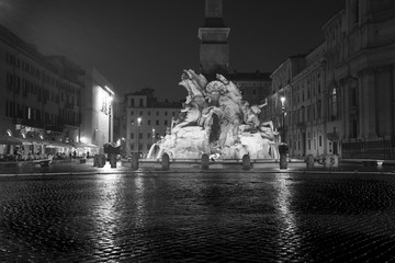 Fototapeta premium Famous and beautiful fountain in Piazza Navona in the heart of Rome, Italy