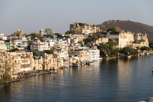 Udaipur Pichola lake and palace view in Rajastan, India