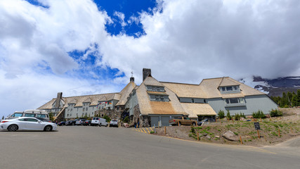 Fototapeta na wymiar Timberline Lodge & Ski and Snowboard Area at Mt. Hood, Oregon