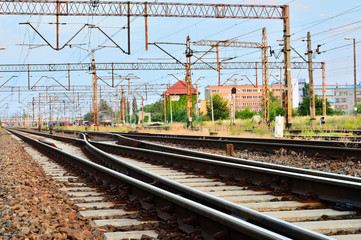 Tory kolejowe i infrastruktura transportowa. © W Korczewski