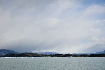 Glaces du lago Argentino en Patagonie argentine