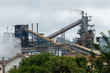 usine chimique Solvay à Viveda au nord de l'Espagne