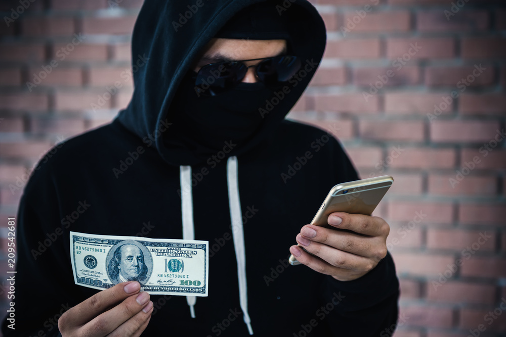 Aufkleber gangster hacker is trying to accessing information privacy accounts by mobile phone