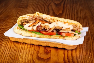 Pita with chicken