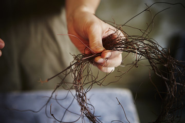 Making flower bouquet 