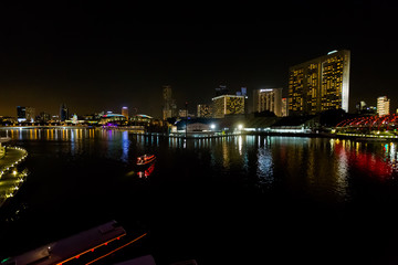 Fototapeta na wymiar Marina Bay Singapore at night