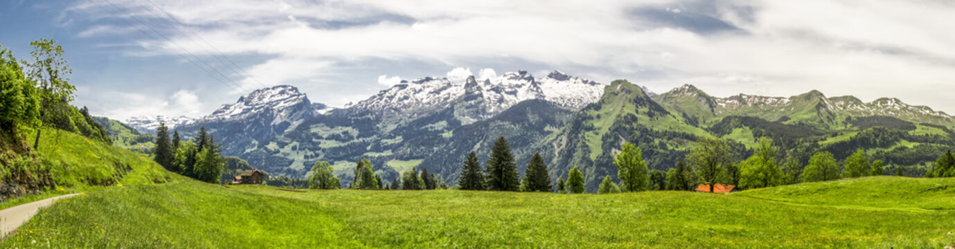 Stunning landscape panorama of Swiss Alps, Fronalpstock, Klingenstock and Chaiserstock near Illgau. Illgau is a village in Schwyz District in the canton of Schwyz in Switzerland, Europe