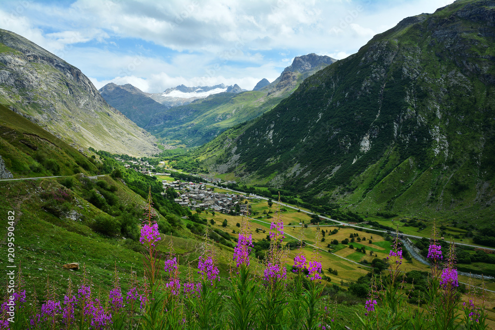 Canvas Prints General view of Bonneval-sur-Arc commune in the Savoie department , Auvergne-Rhône-Alpes region in south-eastern France.