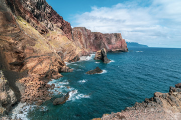 Fototapeta na wymiar Halbinsel São Lourenço - Wandern auf Madeira