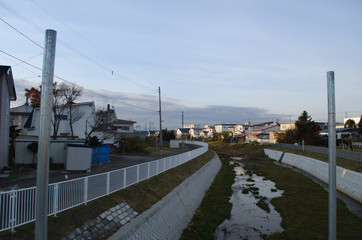 Fototapeta na wymiar 川辺の風景