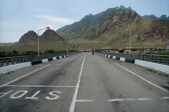 Border Armenia Iran over Aras river