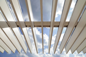 Copertura con sfondo cielo