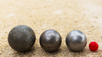 boules de pétanque, jeu provençal et lyonnaise