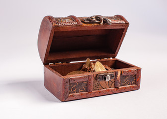 Old treasure chest 