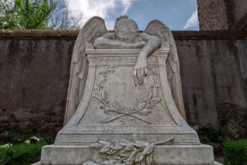 Fallen angel tomb grave in Rome Acatholic cemetery