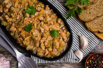 Stewed cabbage with minced meat