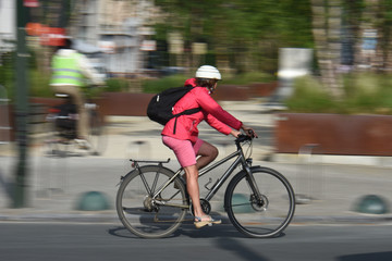 velo santé sécurité roues route ville casque