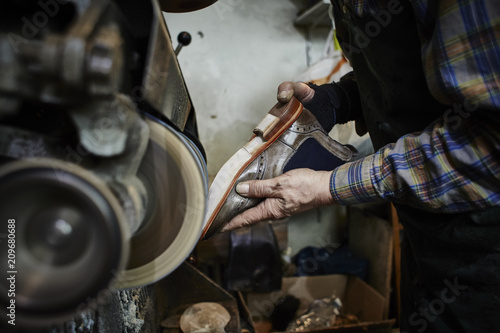 schuster schleifmaschine