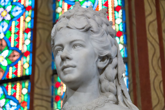 Sculpture of Empress Elisabeth of Austria and Queen of Hungary