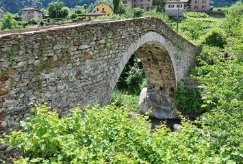 Steinbrücke bei Giornico, Tessin