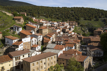 Fototapeta na wymiar Ortigosa de Cameros village in La Rioja province, Spain
