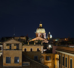 Fototapeta premium Roofs of Rome at night. 