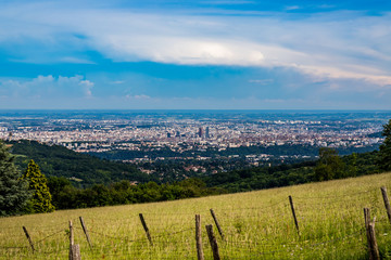 Vue sur Lyon et environs depuis le Mont Cindre à Saint-Cyr-au-Mont-d'or