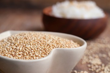 heap organic quinua seeds