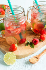 selbstgemachte Limonade 
