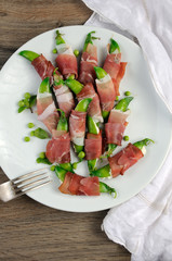Snack of peas and ham