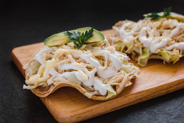 tostadas mexicanas de pollo mexican food in mexico