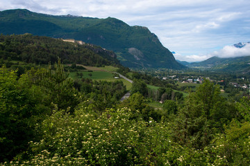 Naklejka na ściany i meble Mont Dauphin in den französischen Hautes Alpes