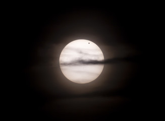 Venus on sun on June 2012