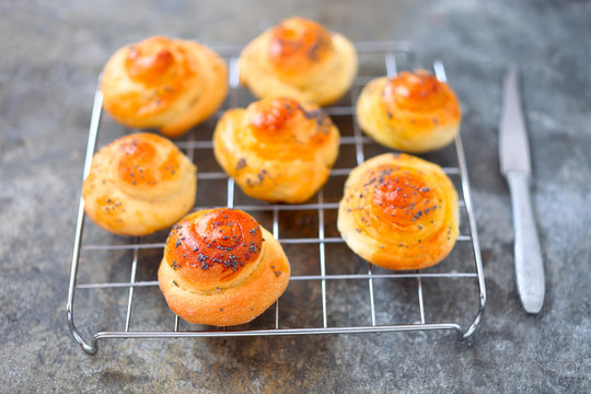Mohn-Br&ouml;tchen