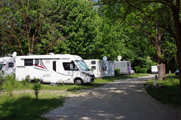 aire de camping car © savoieleysse