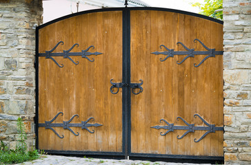 wood gate with metal elements