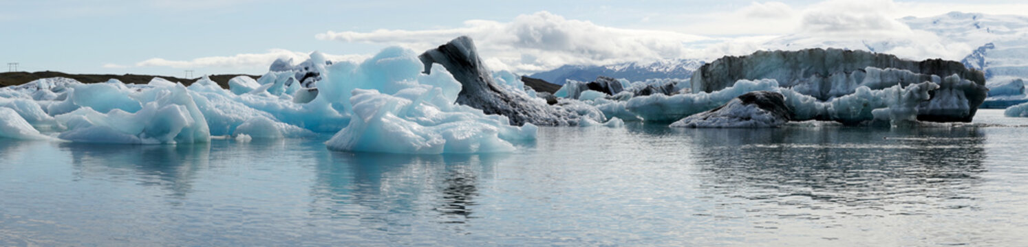 Panorama view from the Glacier lagoon Jökulsarlon in Iceland