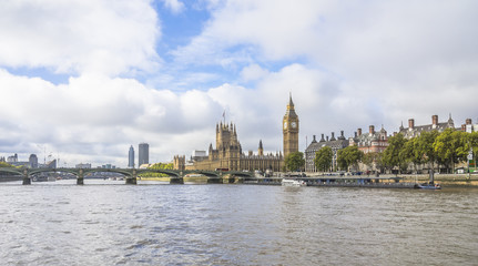 Fototapeta na wymiar Westminster Bridge, Big Ben and the Houses of Parliament