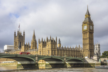 Fototapeta na wymiar Westminster Bridge, Big Ben and the Houses of Parliament