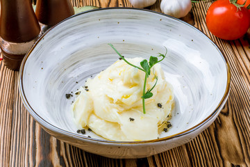 mashed potatoes on bowl