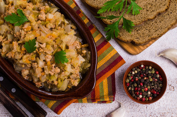 Stewed cabbage with minced meat