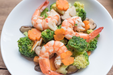 Thai healthy food stir-fried broccoli with shrimp